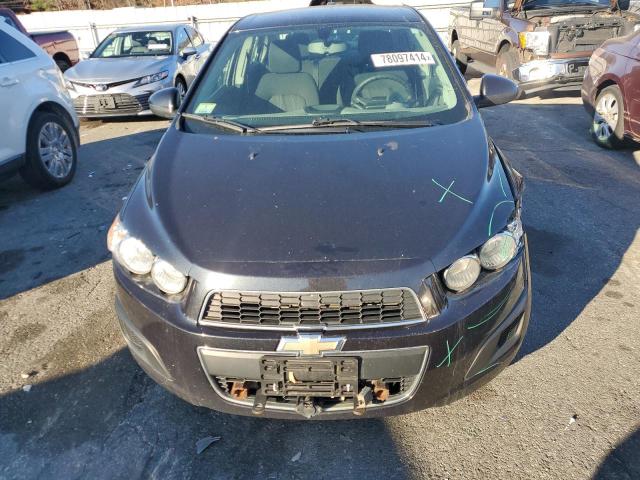 Photo 4 VIN: 1G1JC5SG4F4164509 - CHEVROLET SONIC LT 