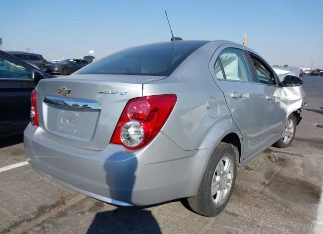 Photo 3 VIN: 1G1JC5SG4G4102593 - CHEVROLET SONIC 