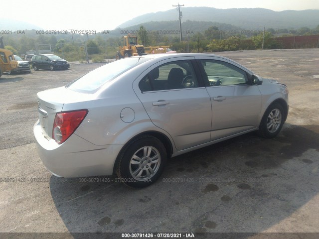 Photo 3 VIN: 1G1JC5SG5D4176651 - CHEVROLET SONIC 