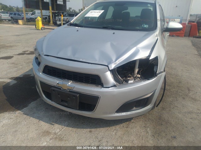 Photo 5 VIN: 1G1JC5SG5D4176651 - CHEVROLET SONIC 