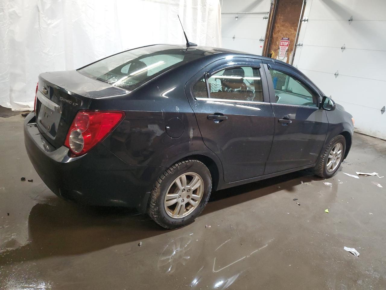 Photo 2 VIN: 1G1JC5SG5D4214766 - CHEVROLET SONIC 