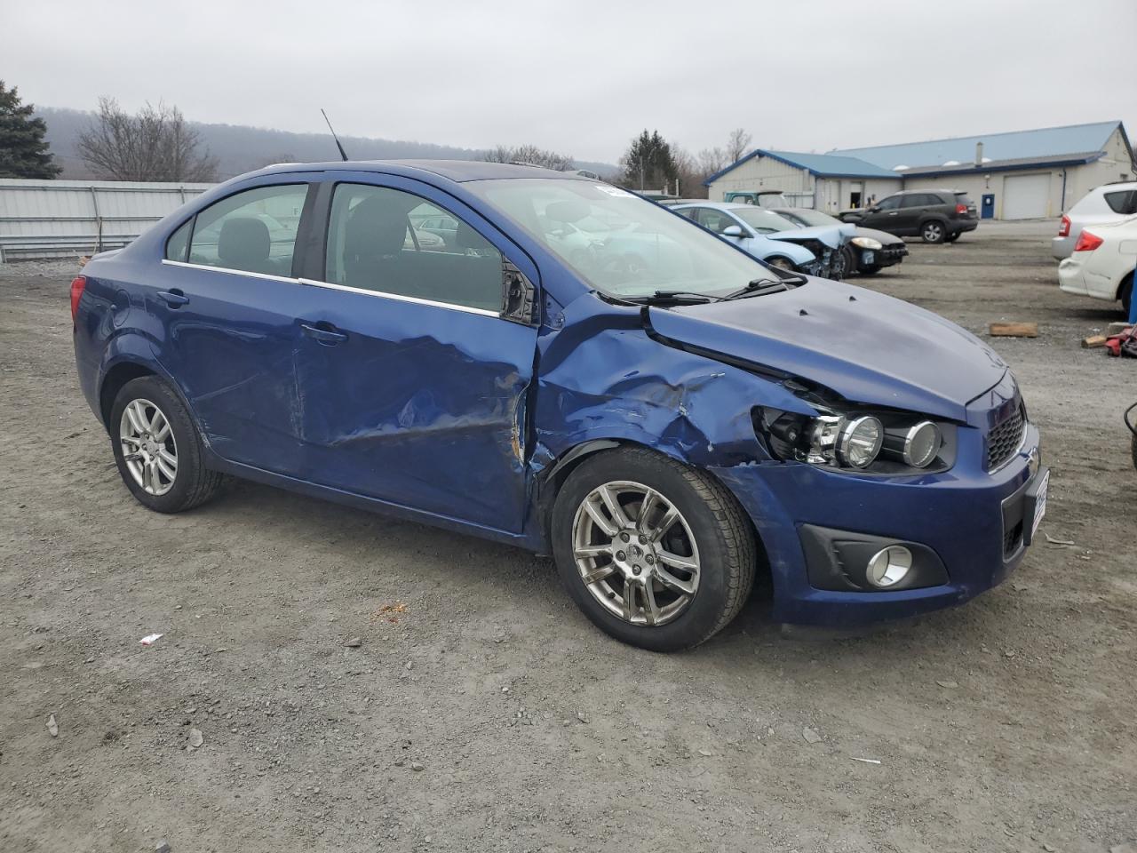 Photo 3 VIN: 1G1JC5SG5D4236654 - CHEVROLET SONIC 