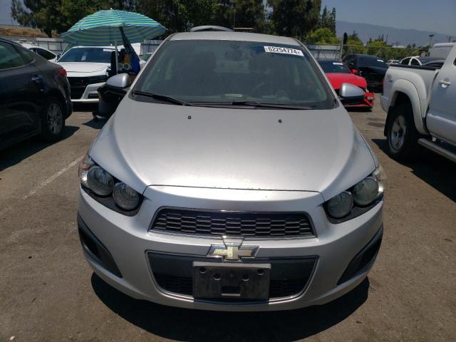 Photo 4 VIN: 1G1JC5SG6F4153429 - CHEVROLET SONIC LT 