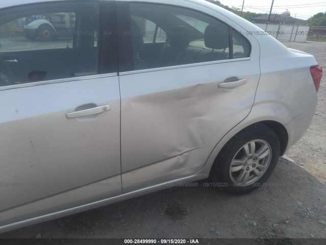 Photo 5 VIN: 1G1JC5SG7D4242276 - CHEVROLET SONIC 