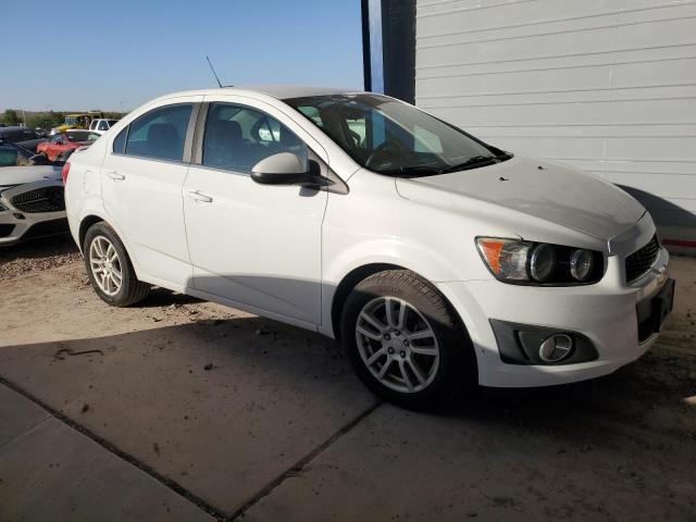 Photo 3 VIN: 1G1JC5SG8F4169003 - CHEVROLET SONIC LT 