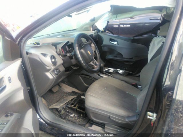 Photo 4 VIN: 1G1JC5SG9E4189128 - CHEVROLET SONIC 