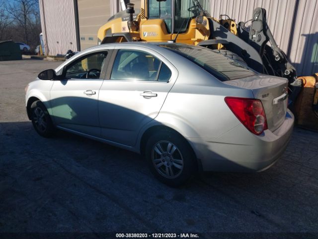 Photo 2 VIN: 1G1JC5SGXD4175379 - CHEVROLET SONIC 