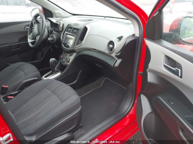 Photo 4 VIN: 1G1JC5SGXG4146968 - CHEVROLET SONIC 