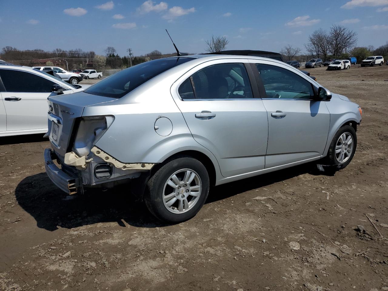 Photo 2 VIN: 1G1JC5SH0C4128241 - CHEVROLET SONIC 