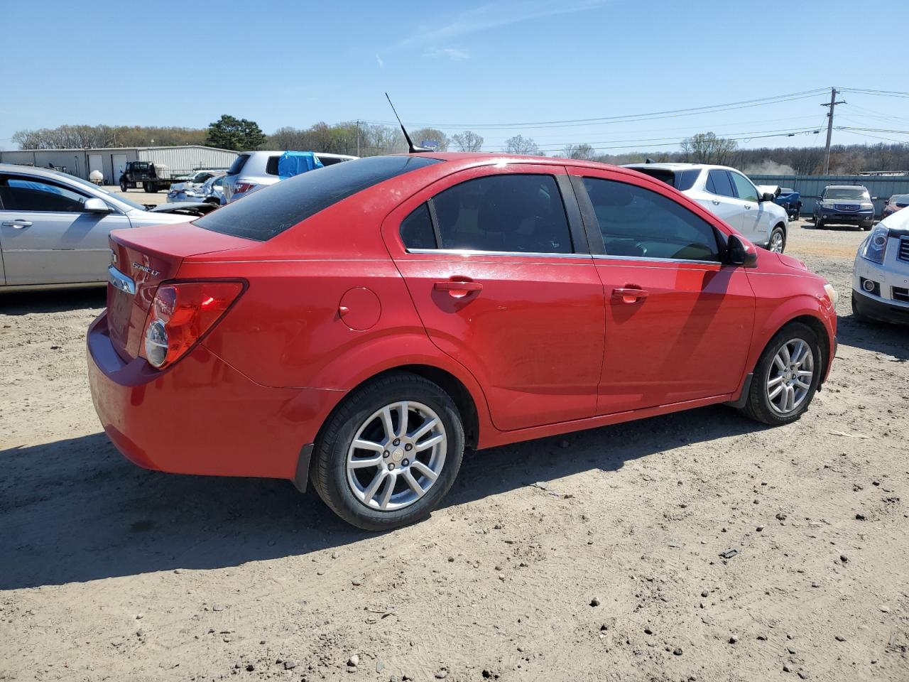 Photo 2 VIN: 1G1JC5SH0C4213127 - CHEVROLET SONIC 