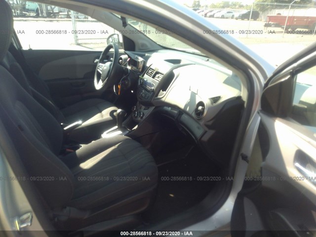 Photo 4 VIN: 1G1JC5SH0E4214975 - CHEVROLET SONIC 