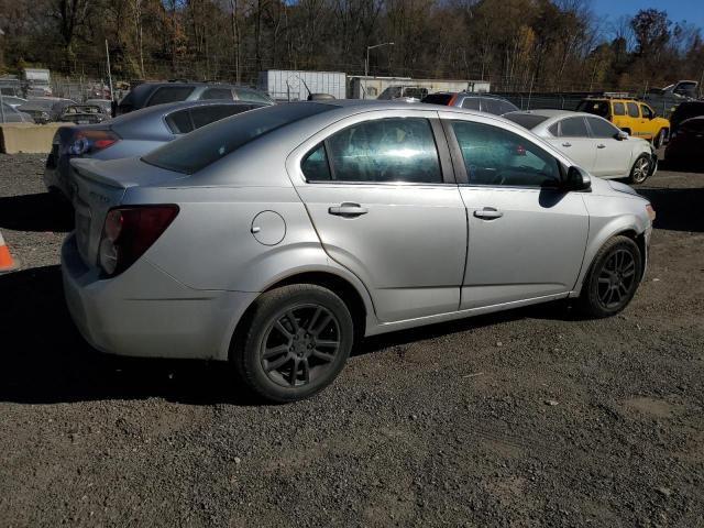 Photo 2 VIN: 1G1JC5SH0F4168436 - CHEVROLET SONIC LT 