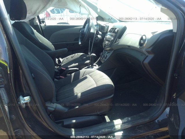 Photo 4 VIN: 1G1JC5SH0F4209485 - CHEVROLET SONIC 