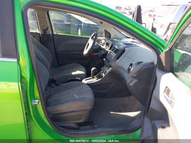 Photo 4 VIN: 1G1JC5SH0F4217831 - CHEVROLET SONIC 