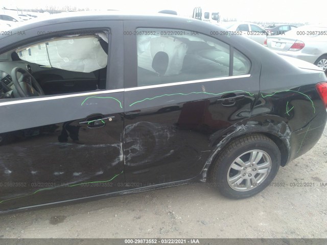 Photo 5 VIN: 1G1JC5SH0G4113065 - CHEVROLET SONIC 