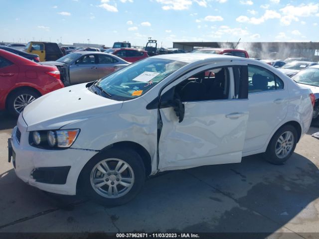 Photo 5 VIN: 1G1JC5SH0G4125720 - CHEVROLET SONIC 