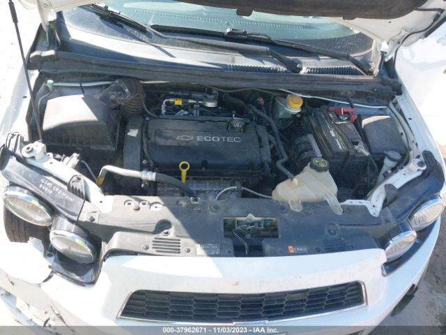 Photo 9 VIN: 1G1JC5SH0G4125720 - CHEVROLET SONIC 