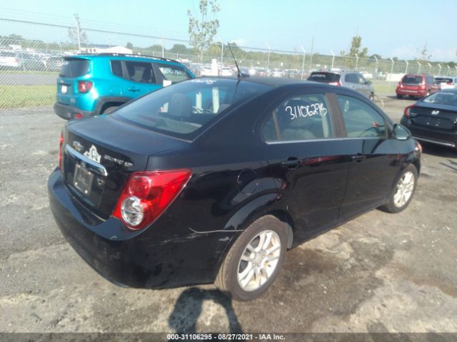 Photo 3 VIN: 1G1JC5SH1C4117104 - CHEVROLET SONIC 