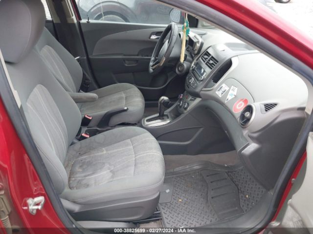 Photo 4 VIN: 1G1JC5SH1C4126188 - CHEVROLET SONIC 