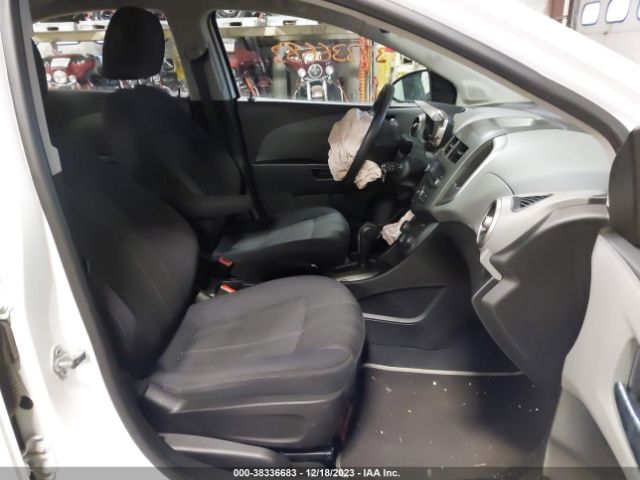 Photo 4 VIN: 1G1JC5SH1C4179618 - CHEVROLET SONIC 