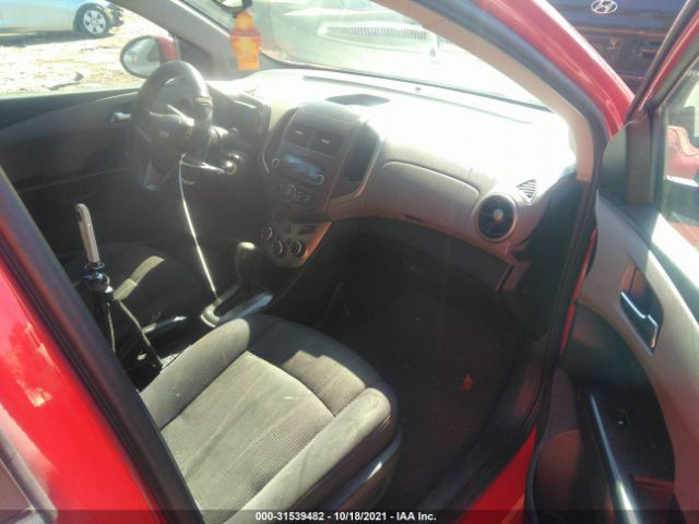 Photo 4 VIN: 1G1JC5SH1D4147592 - CHEVROLET SONIC 