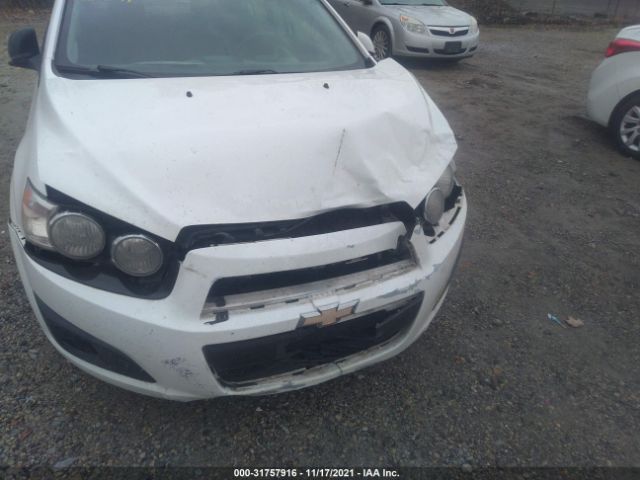 Photo 5 VIN: 1G1JC5SH1D4176560 - CHEVROLET SONIC 