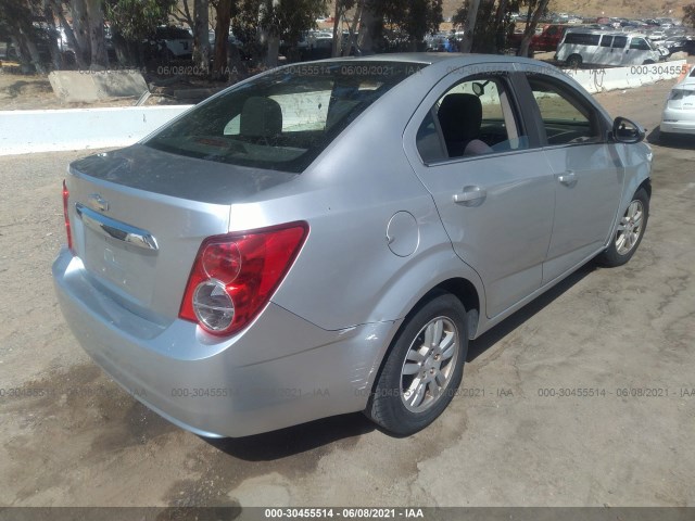 Photo 3 VIN: 1G1JC5SH1E4109605 - CHEVROLET SONIC 