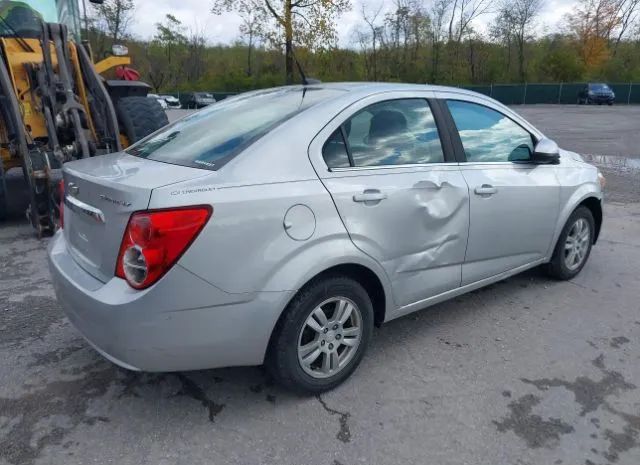 Photo 3 VIN: 1G1JC5SH1E4163938 - CHEVROLET SONIC 