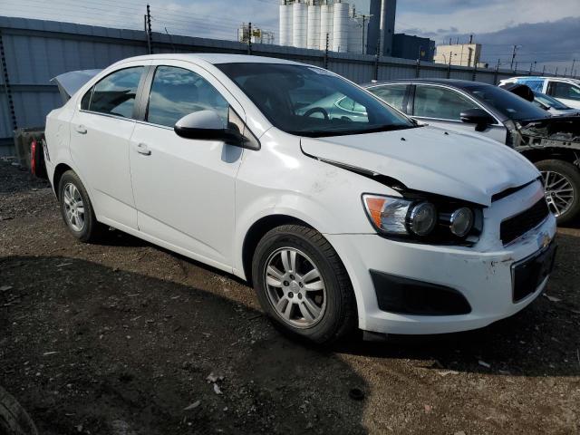 Photo 3 VIN: 1G1JC5SH1F4104339 - CHEVROLET SONIC 