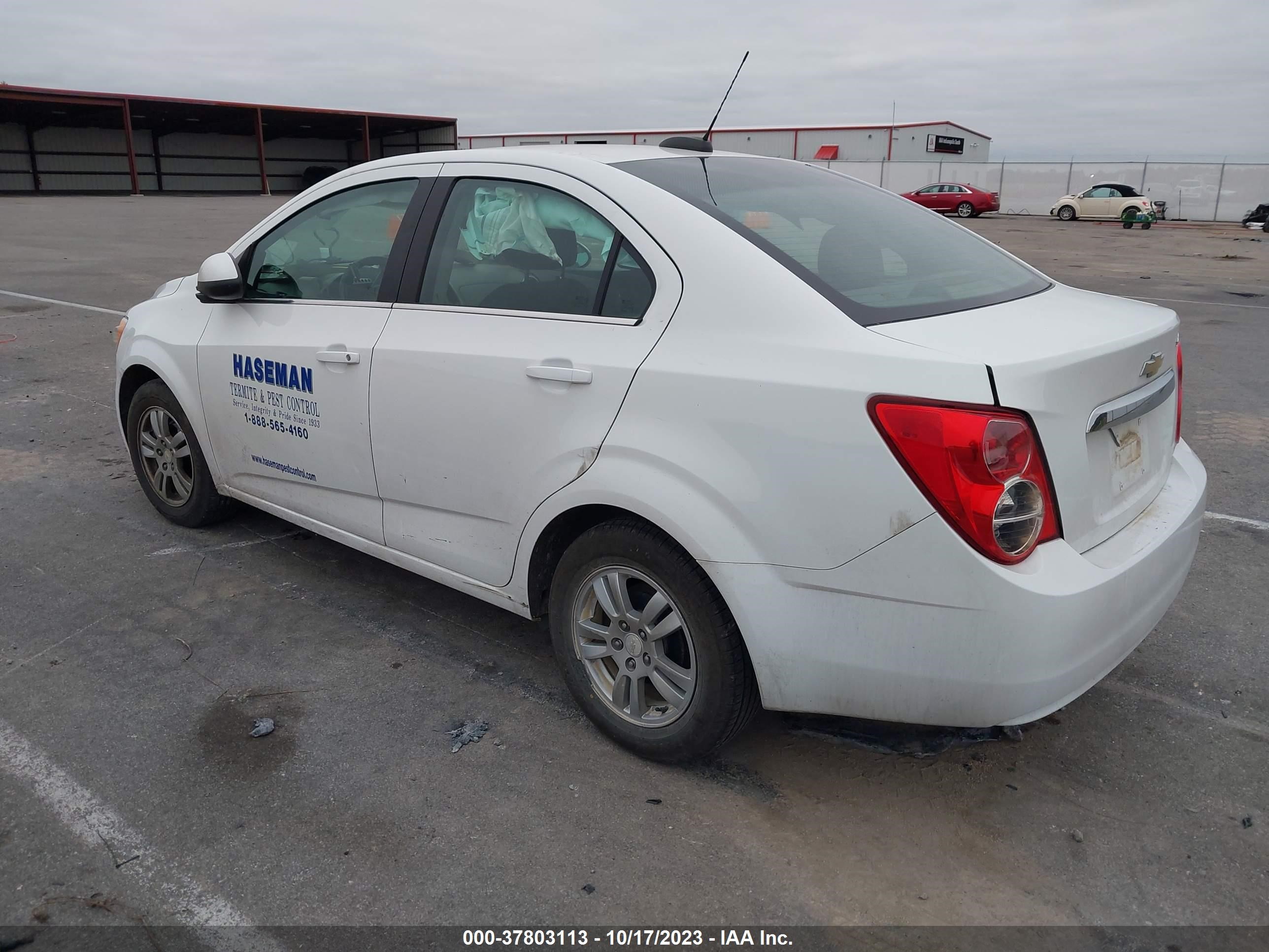 Photo 2 VIN: 1G1JC5SH1F4131217 - CHEVROLET SONIC 