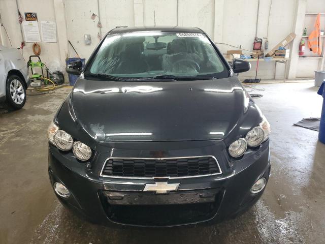 Photo 4 VIN: 1G1JC5SH1F4134053 - CHEVROLET SONIC LT 