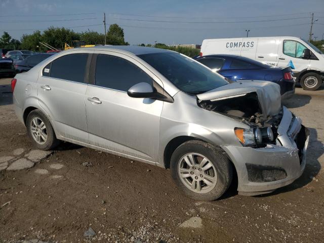 Photo 3 VIN: 1G1JC5SH1F4157641 - CHEVROLET SONIC LT 