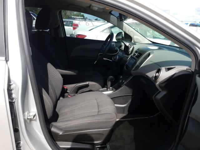 Photo 4 VIN: 1G1JC5SH1G4105864 - CHEVROLET SONIC LT 