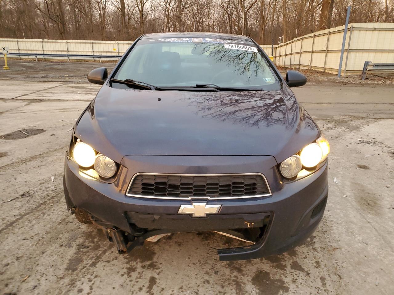 Photo 4 VIN: 1G1JC5SH1G4118341 - CHEVROLET SONIC 