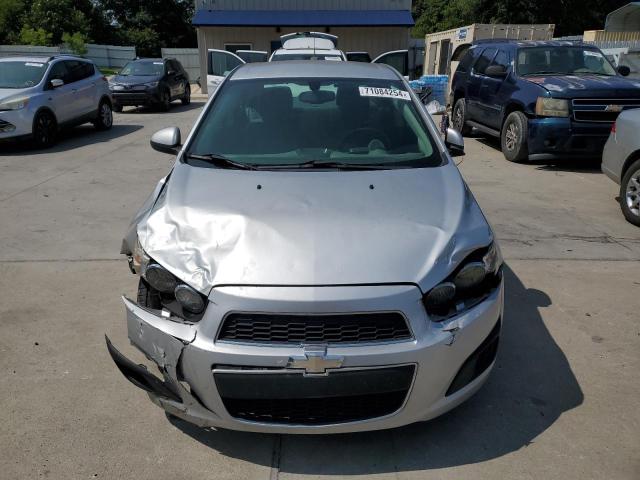 Photo 4 VIN: 1G1JC5SH1G4156992 - CHEVROLET SONIC LT 