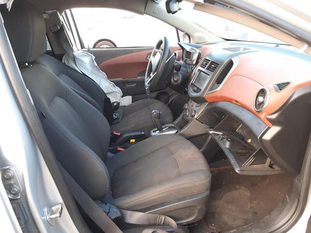 Photo 4 VIN: 1G1JC5SH1G4157253 - CHEVROLET SONIC LT 