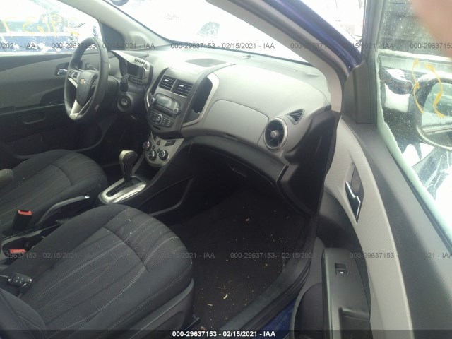 Photo 4 VIN: 1G1JC5SH2E4201161 - CHEVROLET SONIC 