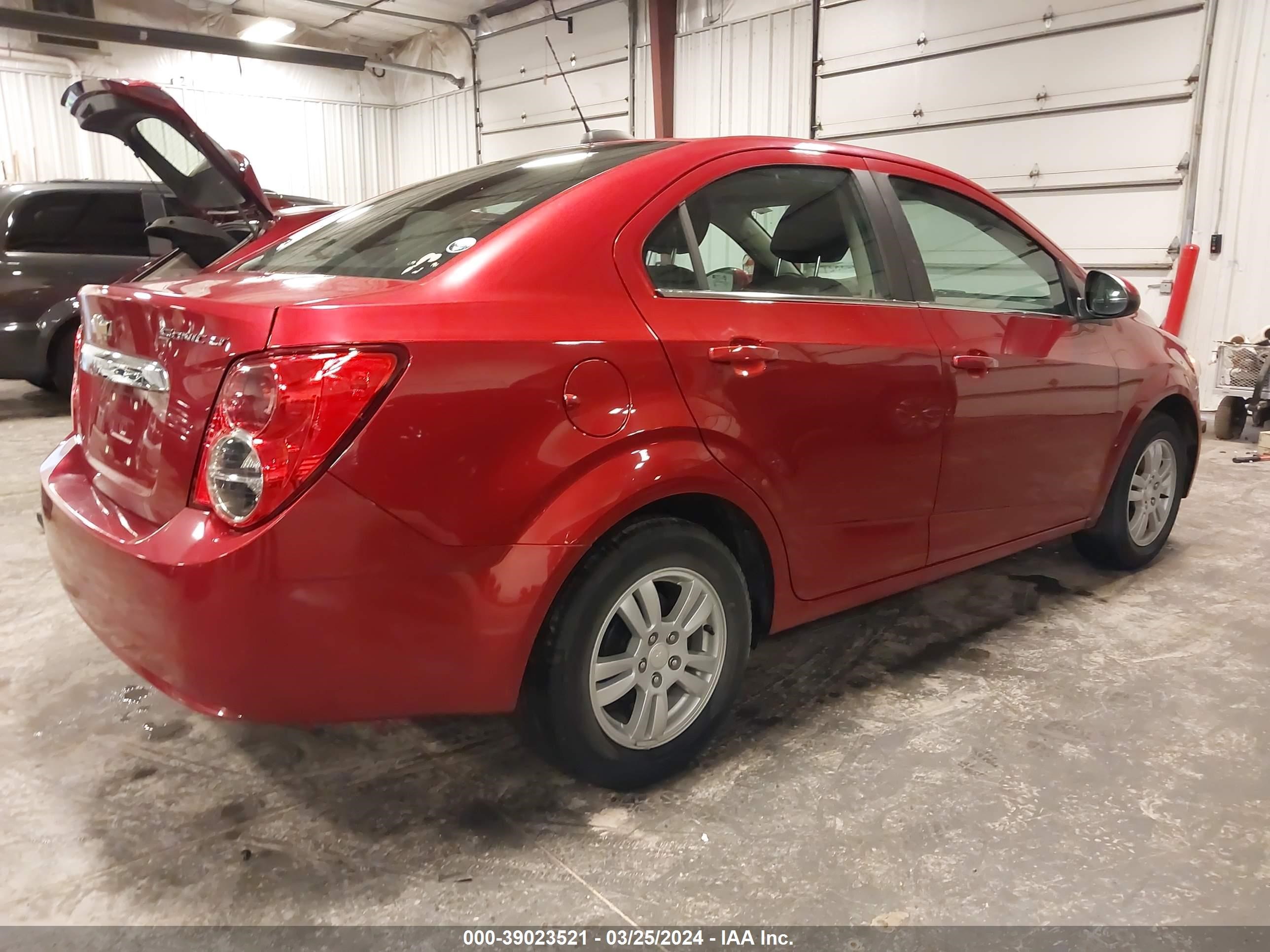 Photo 3 VIN: 1G1JC5SH2F4106990 - CHEVROLET SONIC 