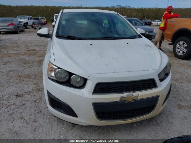 Photo 5 VIN: 1G1JC5SH2F4127726 - CHEVROLET SONIC 