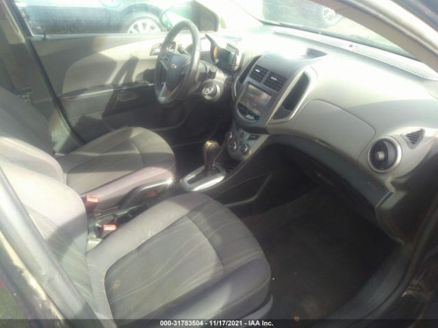 Photo 4 VIN: 1G1JC5SH2F4145899 - CHEVROLET SONIC 