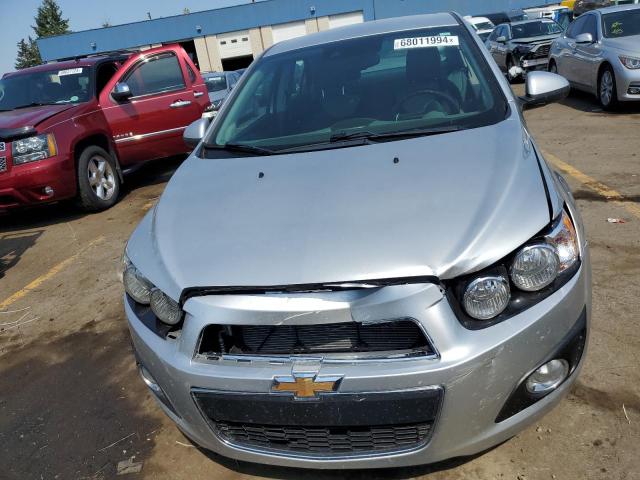 Photo 4 VIN: 1G1JC5SH2F4178403 - CHEVROLET SONIC LT 