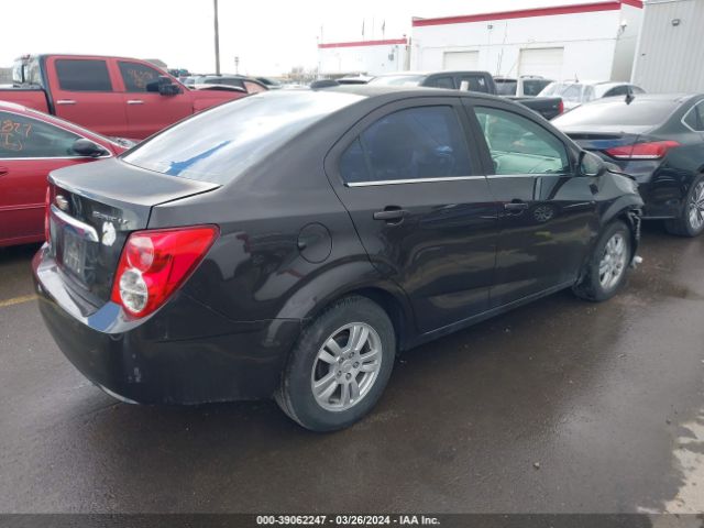 Photo 3 VIN: 1G1JC5SH2F4192348 - CHEVROLET SONIC 