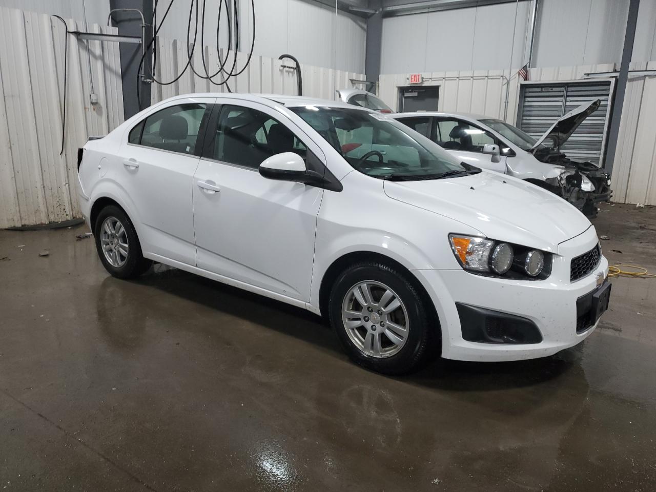 Photo 3 VIN: 1G1JC5SH3C4104337 - CHEVROLET SONIC 