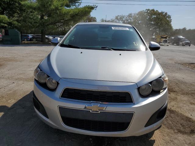 Photo 4 VIN: 1G1JC5SH3C4142957 - CHEVROLET SONIC LT 