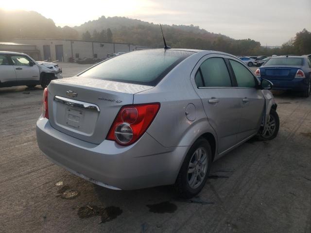 Photo 3 VIN: 1G1JC5SH3C4179555 - CHEVROLET SONIC LT 