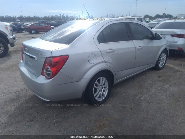 Photo 3 VIN: 1G1JC5SH3C4211484 - CHEVROLET SONIC 