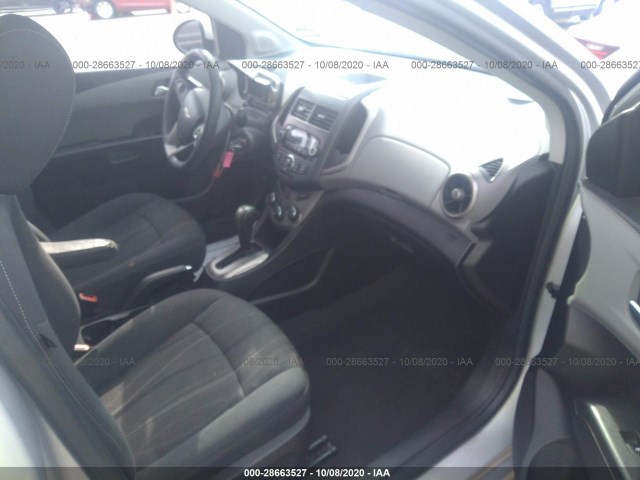 Photo 4 VIN: 1G1JC5SH3C4211484 - CHEVROLET SONIC 