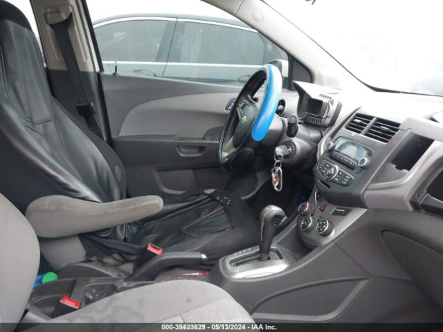 Photo 4 VIN: 1G1JC5SH3D4127294 - CHEVROLET SONIC 