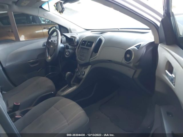 Photo 4 VIN: 1G1JC5SH3D4170839 - CHEVROLET SONIC 