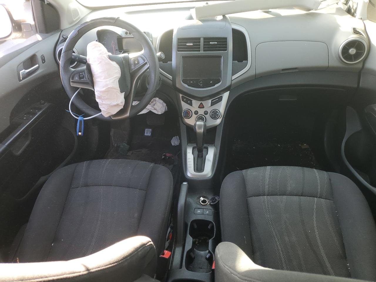 Photo 7 VIN: 1G1JC5SH3E4111193 - CHEVROLET SONIC 